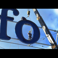 Service si montaje reclame luminoase www.indigoneon.ro