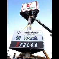 Unipole-uri luminoase www.indigoneon.ro